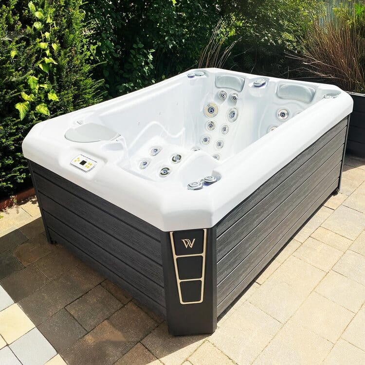 Мини спа-бассейн Wellis Manhattan Life Premium