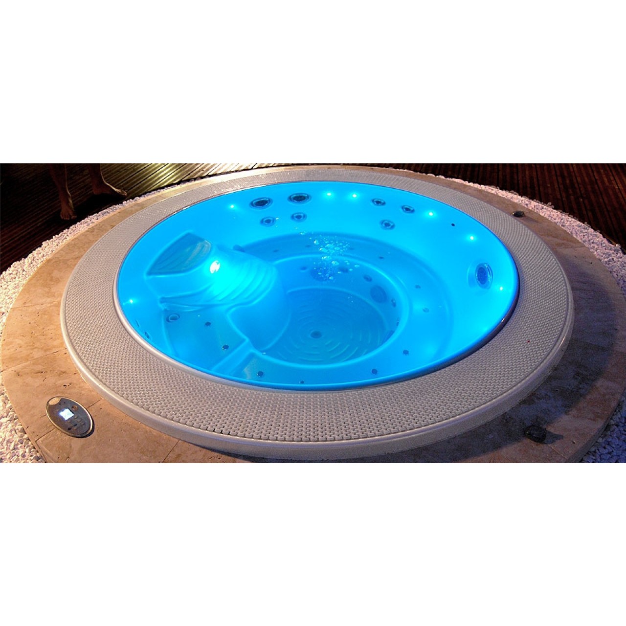Переливной спа бассейн Wellis Acapulco Deep-in
