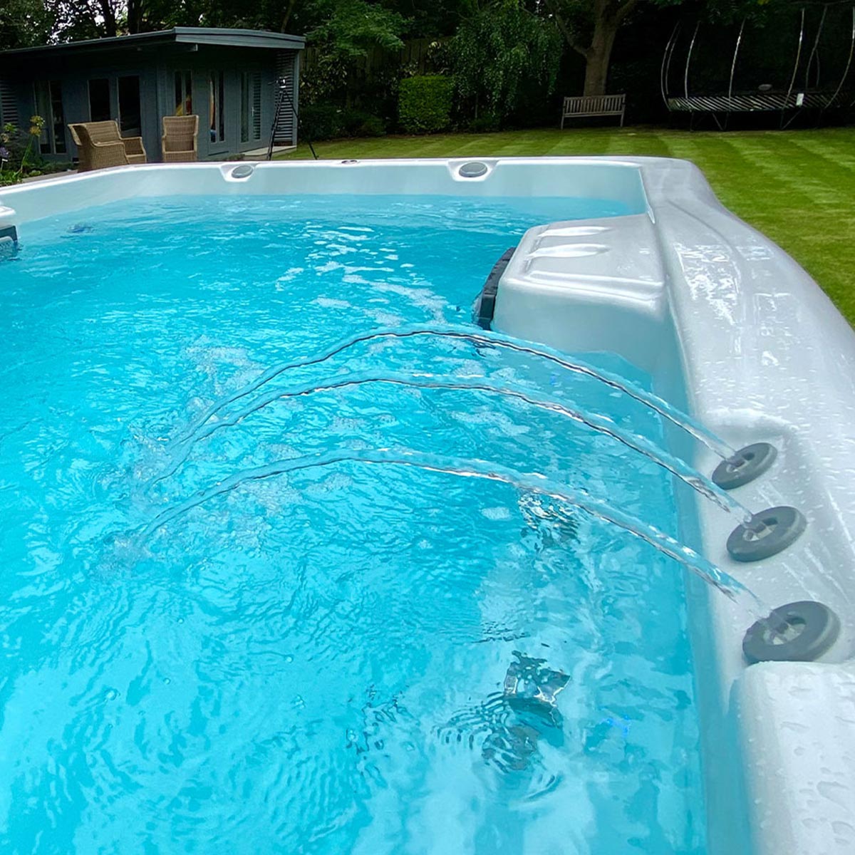 Плавательный спа бассейн Wellis Amazonas W-Flow