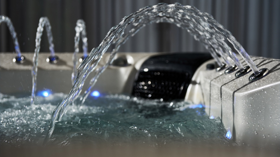 Гидромассажный СПА бассейн Joyee SPA London-L